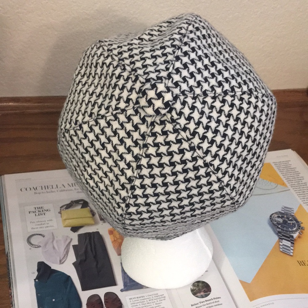 Black & White Houndstooth “Newsboy Cap” Hat - Picture 4 of 7